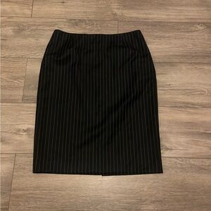 Casual Corner Black Pinstripe Pencil Skirt - Regular Size 6 Knee Length